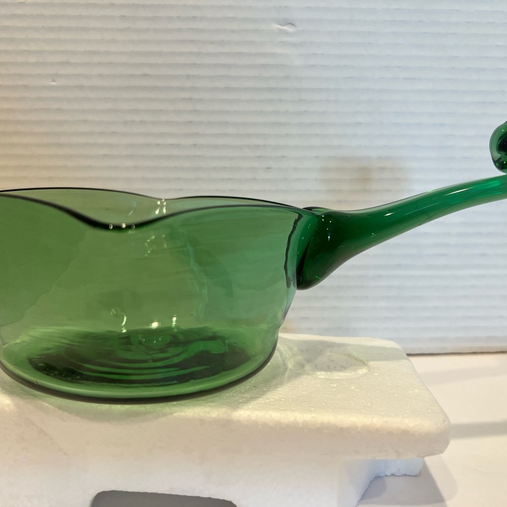 Vintage Empoli Verde Green Glass Square Pouring Bowl With Curled Handle
